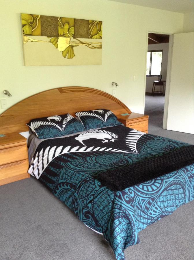 Waiotemarama Falls Lodge Opononi Bagian luar foto